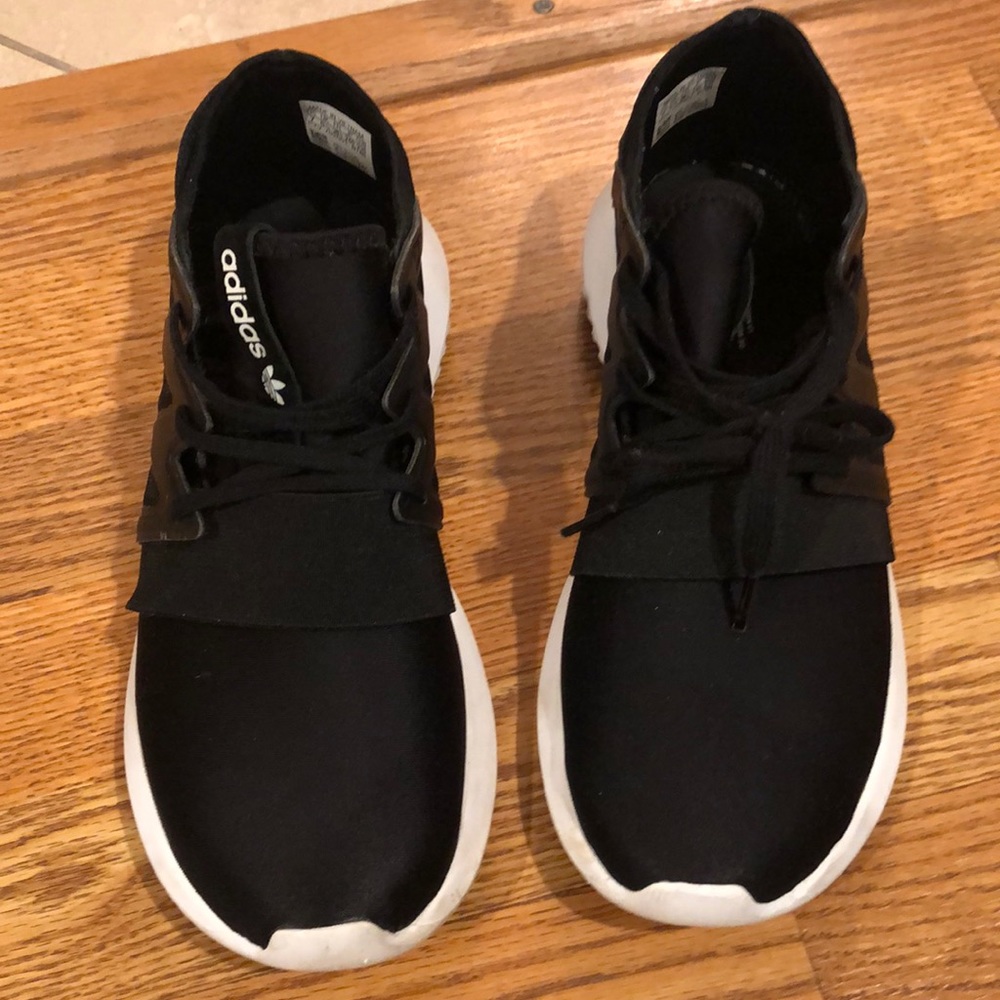 Addidas tubular